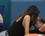 Grande Fratello Vip 6, Delia Duran e Antonio Medugno, un bacio 'pericoloso' (VIDEO)