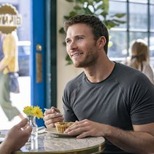 I Want You Back: Scott Eastwood in una scena del film