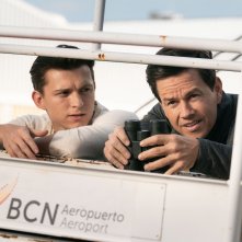 Uncharted: Tom Holland e Mark Wahlberg in una sequenza