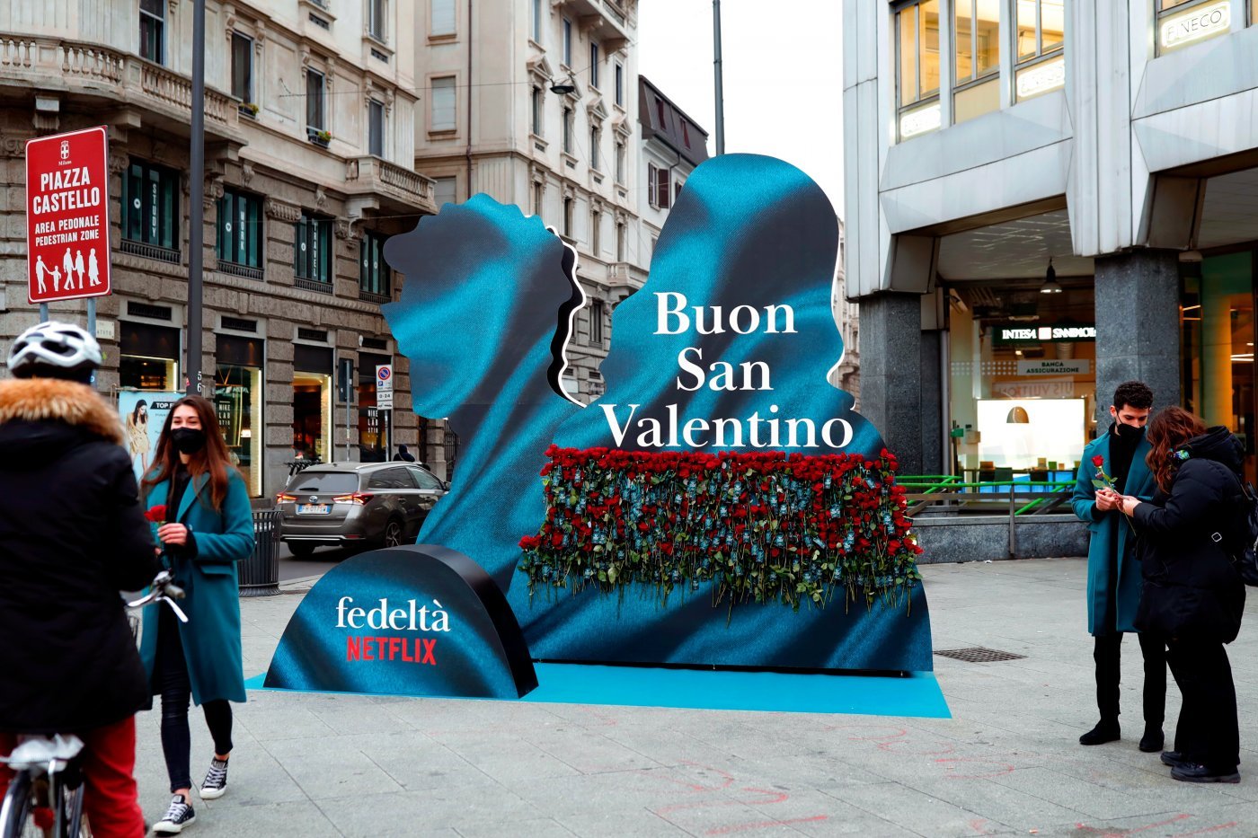 Fedelt Gli Originali Auguri Di Buon San Valentino Dell Installazione Ispirata Alla Serie Netflix