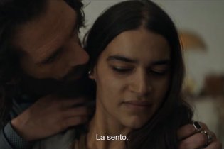 Una Femmina - Clip Ristorante Ciccio E Rosa