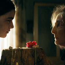 Una femmina: Lina Siciliano e Anna Maria De Luca in una scena