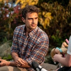 The Time Traveler's Wife: Theo James in una scena