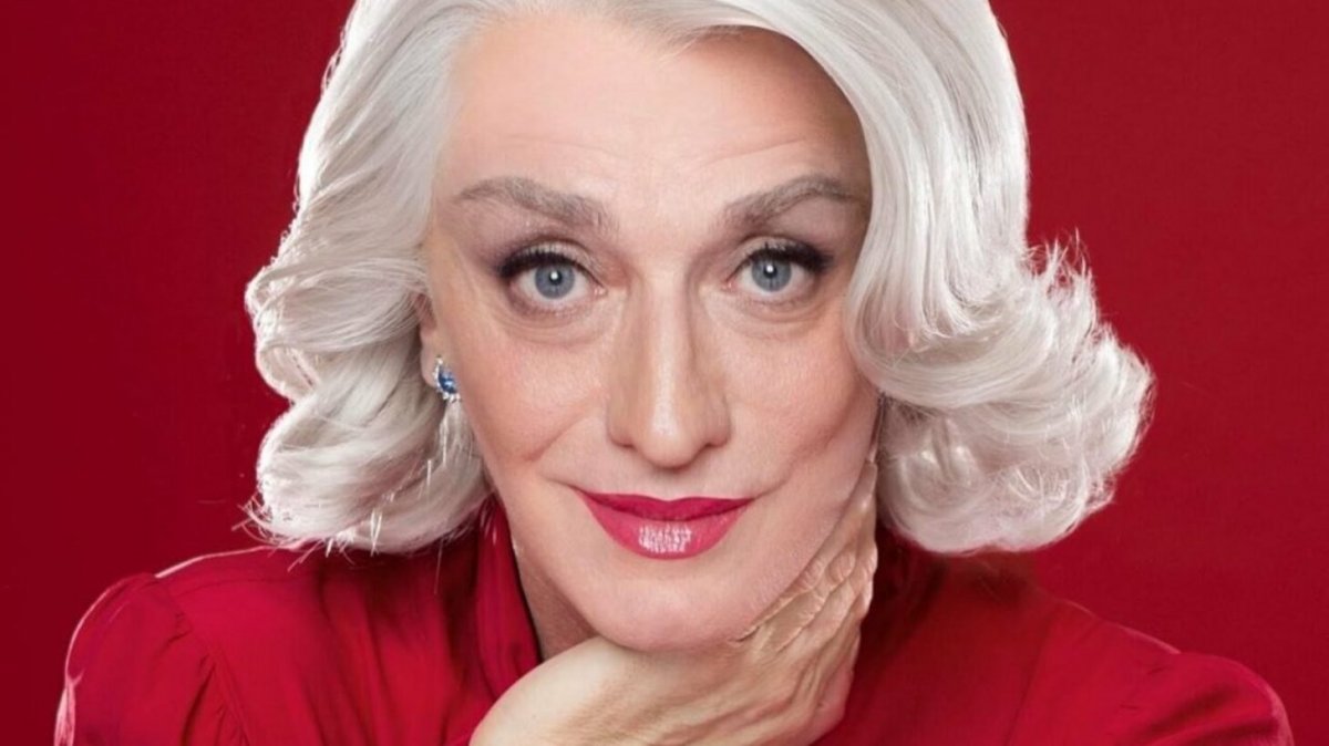 Drusilla Foer Prima Serata In Arrivo Su Rai1 Con Lo Show Ci Vuole Un 