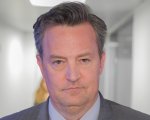 Matthew Perry non “addolcirà” i periodi più bui della sua vita nel nuovo memoir