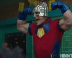 Peacemaker: John Cena trolla Green Arrow nel finale, la risposta di Stephen Amell è da Oscar