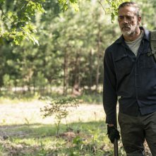 The Walking Dead 11: Jeffrey Dean Morgan in una scena della seconda parte dell'ultima stagione