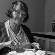 Belfast: Judi Dench in una scena