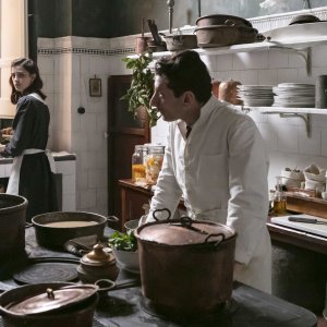 L'ombra del giorno: Riccardo Scamarcio, Benedetta Porcaroli e Vincenzo Nemolato in una scena del film