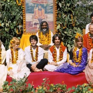 In India con i Beatles: una sequenza del documentario