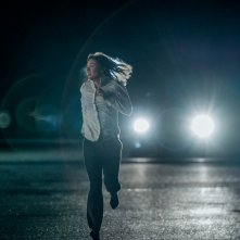 Frammenti di lei: Bella Heathcote  in una scena