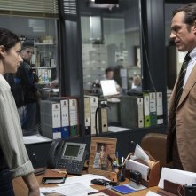 Vostro onore: Barbara Ronchi  e Stefano Accorsi in una scena della fiction Rai