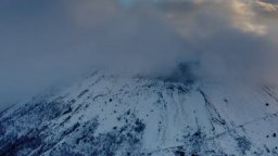 Vesuvio - Ovvero Come Hanno Imparato A Vivere In Mezzo Ai Vulcani - Trailer