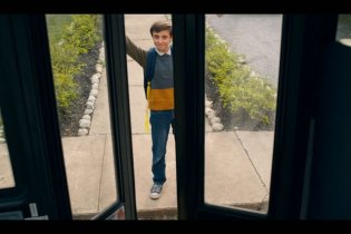 Meglio Nate Che Niente - Trailer Italiano