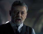 The Batman, Andy Serkis: 'Alfred non è una figura paterna per Bruce Wayne'