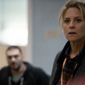 Parigi, tutto in una notte: Marina Fois in una scena