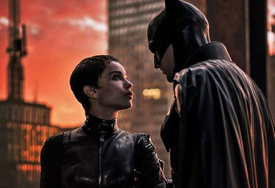 Catwoman: trama, curiosità del film stasera in tv con Halle Berry