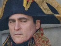 Napoleon, Joaquin Phoenix è perfetto nei panni del protagonista del film di Ridley Scott (FOTO)