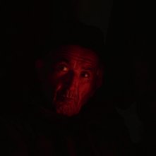 Vesuvio - Ovvero: come hanno imparato a vivere in mezzo ai vulcani, una scena del film