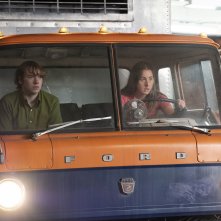 Licorice Pizza: Alana Haim, Cooper Hoffman in un'immagine