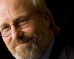 William Hurt: sui social il ricordo dell'attore, da M. Night Shyamalan a Cary Elwes