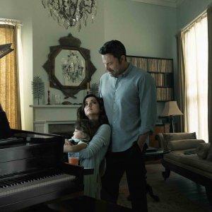 Acque profonde: Ana de Armas e Ben Affleck in una scena