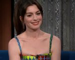 Anne Hathaway ha messo in crisi Jared Leto con la sua imitazione di Lady Gaga in House of Gucci