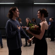 WeCrashed: Anne Hathaway e Jared Leto nel secondo episodio della serie