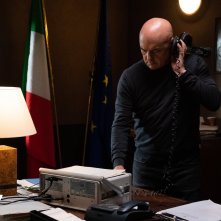 Il re: Luca Zingaretti in una scena della serie