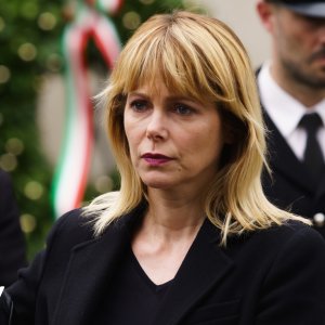 Il Re: Barbora Bobulova nella serie Sky