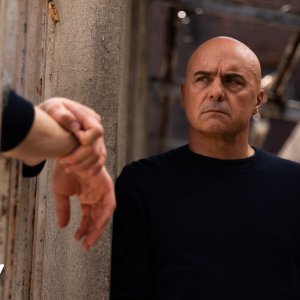 Il re: Luca Zingaretti in una scena