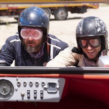 Altrimenti ci arrabbiamo: Edoardo Pesce e Alessandro Roja in una sequenza