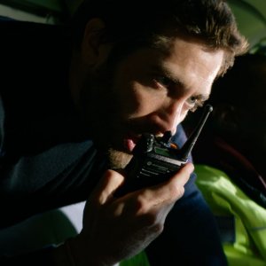 Ambulance: Jake Gyllenhaal e Yahya Abdul-Mateen II durante una scena d'azione