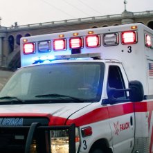 Ambulance: l'ambulanza è braccata dall'elicottero della polizia