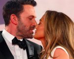 Ben Affleck e Jennifer Lopez stanno comprando una casa da 50 milioni di dollari a Los Angeles