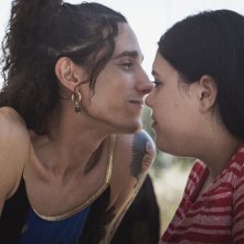 Calcinculo: Andrea Carpenzano e Gaia Di Pietro in una scena del film