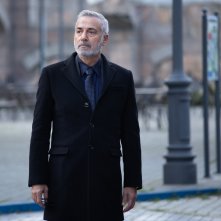 I cassamortari: Massimo Ghini in una sequenza