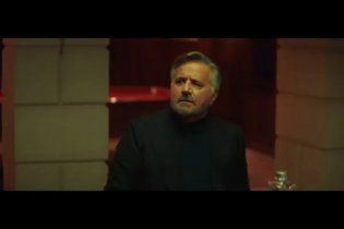 Altrimenti Ci Arrabbiamo -   Clip