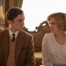 Spencer: Kristen Stewart e Jack Farthing in una scena