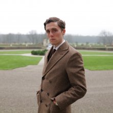 Spencer: Jack Farthing durante una scena