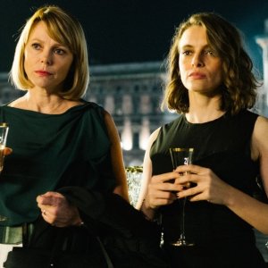 Studio Battaglia: Barbora Bobulova e Miriam Dalmazio in una scena