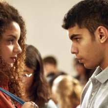 Una storia d'amore e di desiderio: Sami Outalbali e Zbeida Belhajamor in una scena del film