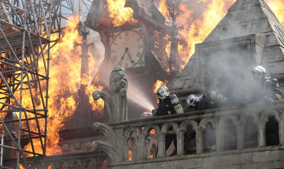 Notre Dame In Fiamme Ph Cr David Koskas 1 1