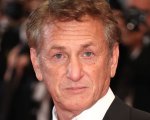 Oscar 2022, Sean Penn protesta: 'Se non invitate Zelensky distruggerò i miei Oscar'