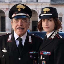 Don Matteo 13: Nino Frassica e Maria Chiara Giannetta in una scena