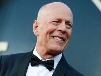 Bruce Willis: per gli amici l'afasia è la conseguenza del trauma cranico sul set de L'ultima alba nel 2002