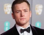 Black Bird: Taron Egerton nelle prime foto della serie Apple TV+