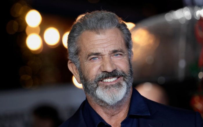 Mel Gibson rifiuta di commentare lo schiaffo di Will Smith in diretta tv (VIDEO)