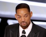 Will Smith si dimette dall'Academy e chiede scusa per lo schiaffo dato a Chris Rock agli Oscar 2022