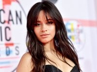 Camila Cabello si sente vulnerabile quando i paparazzi la fotografano in bikini: 'Sono scappata'